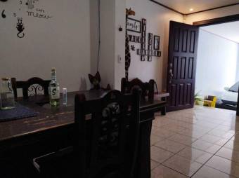 Se vende casa para inversión en San Pablo Heredia 24-1659