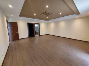 Se vende espaciosa casa con amplio patio en San Rafael Alajuela 26-40