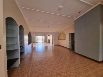 MLS-26-266 LS VENTA CASA GRANADILLA CURRIDABAT