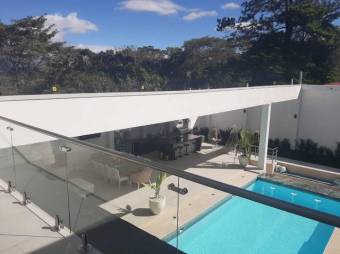 Se vende lujosa propiedad a estrenar en Escazú Centro 26-175 Se vende lujosa propiedad a estrenar en Escazú Centro 26-175