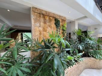 Se vende casa con patio y piscina en condominio de Santa Ana 25-1961 Se vende casa con patio y piscina en condominio de Santa Ana 25-1961