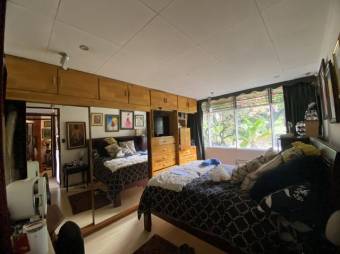 Se vende propiedad con uso mixto con amplio lote en Rio Segundo Alajuela 25-494