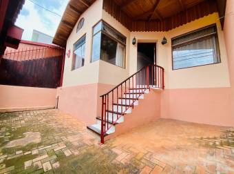 House for sale in Tres Ríos, Cartago.