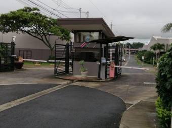 Se alquila apartamento amoblado a estrenar en San Francisco Heredia 26-512