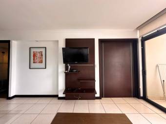 Se alquila moderno apartamento en Avalon Country Club 26-306