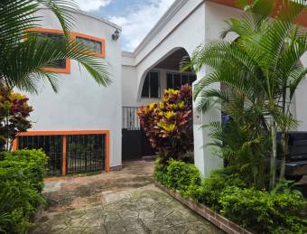 SAN JOSE ROHRMOSER VENDO CASA ₡150.000.000