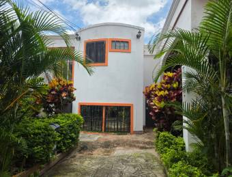 SAN JOSE ROHRMOSER VENDO CASA ₡150.000.000