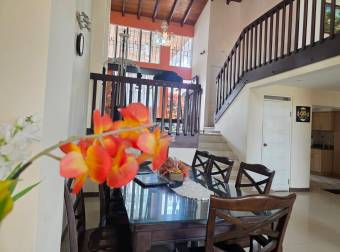 SAN JOSE ROHRMOSER VENDO CASA ₡150.000.000