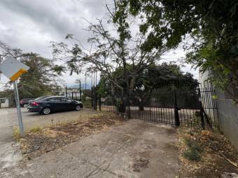 Se vende amplio lote plano de 1,397m2 en San Rafael Escazú 25-1402 Se vende amplio lote plano de 1,397m2 en San Rafael Escazú 25-1402