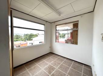 BUILDING FOR SALE WITH 3 APARTMENTS, DULCE NOMBRE, LA UNIÓN