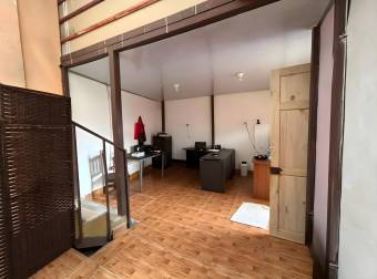 BUILDING FOR SALE WITH 3 APARTMENTS, DULCE NOMBRE, LA UNIÓN