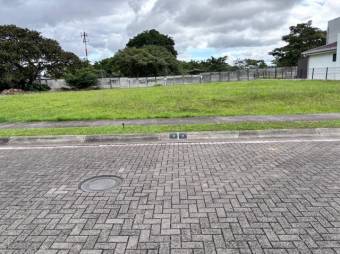 Se vende lote de 515m2 en condominio de Guácima Alajuela 26-565 Se vende lote de 515m2 en condominio de Guácima Alajuela 26-565