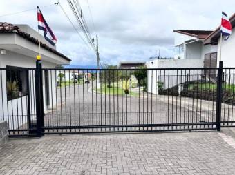 Se vende lote de 515m2 en condominio de Guácima Alajuela 26-565 Se vende lote de 515m2 en condominio de Guácima Alajuela 26-565