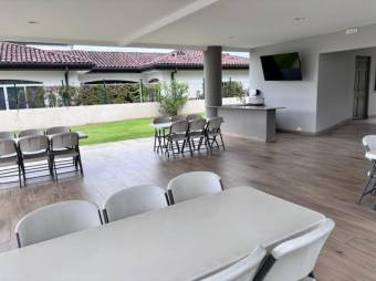 Se vende lote de 515m2 en condominio de Guácima Alajuela 26-565 Se vende lote de 515m2 en condominio de Guácima Alajuela 26-565