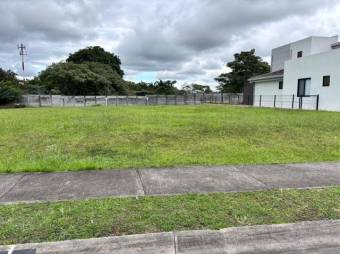 Se vende lote de 517m2 en condominio de Guácima Alajuela 26-567 Se vende lote de 517m2 en condominio de Guácima Alajuela 26-567