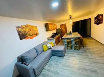 MLS-25-979 LS VENTA CASA PARRITA PUNTARENAS