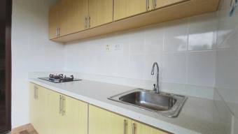 Se vende moderna casa con patio en condominio de Sabanilla 26-566 Se vende moderna casa con patio en condominio de Sabanilla 26-566