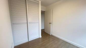 Se alquila moderno apartamento en condominio de San Rafael Alajuela 26-418
