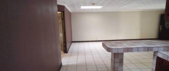 Se alquila espaciosa casa en Jesus de Santa barbara 26-525