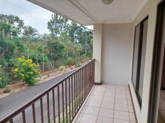 Se alquila espaciosa casa en Jesus de Santa barbara 26-525