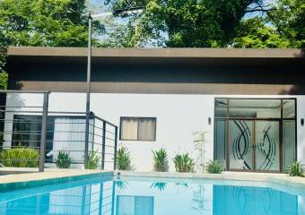 FOR SALE ! Nature Retreat with Pool and Guest Suite 