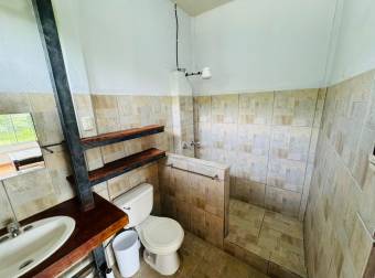 ATENAS LOS ANGELES RENTO CASA $1.000 ATENAS LOS ANGELES RENTO CASA $1.000