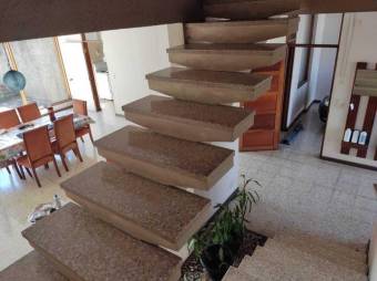 MLS-23-574 LS ALQUILER EDIFICIO COMERCIAL ALAJUELA CENTRO