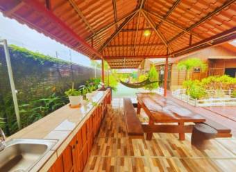 VENTA DE CASA AMUEBLADA, CON PISCINA, ALAJUELA, SAN CARLOS, LA FORTUNA 9508745