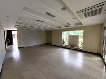Se alquila moderna casa con patio en condominio San Rafael Alajuela 26-50 Se alquila moderna casa con patio en condominio San Rafael Alajuela 26-50