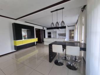 MLS-26-171 LS VENTA HERMOSA CASA LA UNION CARTAGO