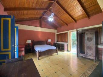 Se alquila apartamento amoblado en San Antonio Escazú 26-453