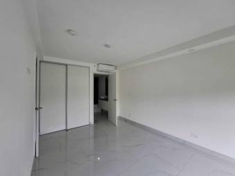 Se alquila apartamento en condominio de Pavas San José 26-147