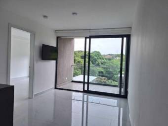 Se alquila apartamento en condominio de Pavas San José 26-147