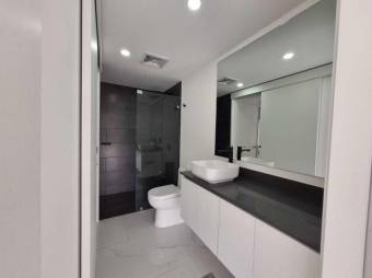 Se alquila apartamento en condominio de Pavas San José 26-147