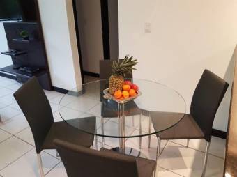 Se alquila apartamento amoblado en condominio de Rio Oro 25-1996