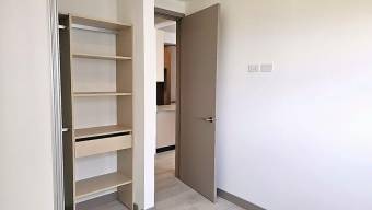 Se alquila moderno apartamento en Núcleo Sabana 25-1720