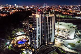 Se alquila moderno apartamento en Núcleo Sabana 25-1720