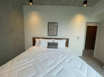 Se alquila moderno apartamento en condominio de San Rafael Escazú 26-427