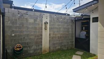 Se vende espaciosa casa en condominio de Lindora 25-587 Se vende espaciosa casa en condominio de Lindora 25-587