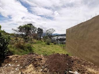 Se vende lote de 332m2 en San Antonio Escazú 25-1717