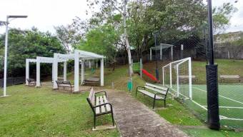 Se vende amplio lote de 500m2 en San Rafael Escazú 25-909