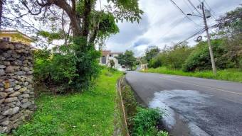 Se vende amplio lote de 500m2 en San Rafael Escazú 25-909