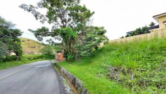 Se vende amplio lote de 500m2 en San Rafael Escazú 25-909