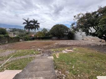 Se vende lote de 1,397m2 en San Rafael de Escazú 25-1402