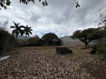 Se vende lote de 1,397m2 en San Rafael de Escazú 25-1402 Se vende lote de 1,397m2 en San Rafael de Escazú 25-1402