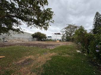 Se vende lote de 1,397m2 en San Rafael de Escazú 25-1402 Se vende lote de 1,397m2 en San Rafael de Escazú 25-1402