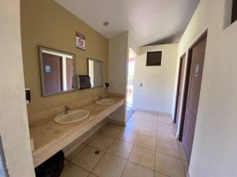 Se vende amplio lote de 747m2 en condominio de Brasil Santa Ana 25-95