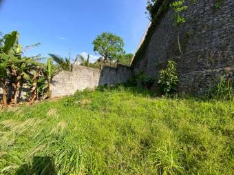 Se vende lote de 1,162m2 en Rio Oro Santa Ana 25-1331