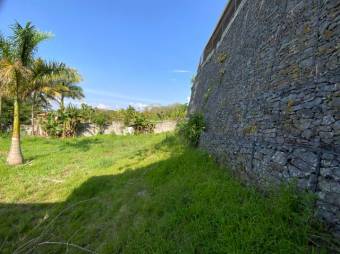 Se vende lote de 1,162m2 en Rio Oro Santa Ana 25-1331