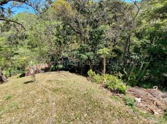 Se vende finca de 5,965m2 en Alto de las Palomas de Santa Ana 25-1836